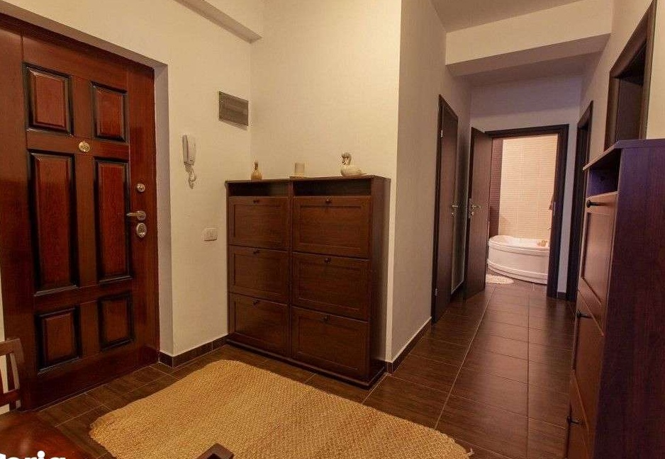 Apartament 3 camere la intrare in militari