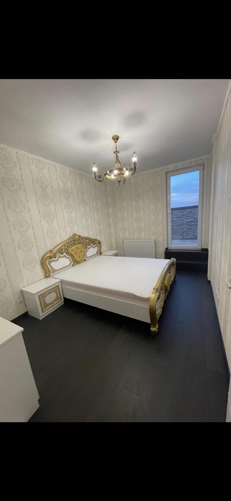 Apartament 3 camere lux de vanzare