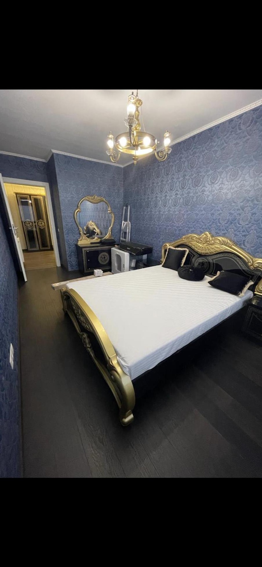 Apartament 3 camere lux de vanzare