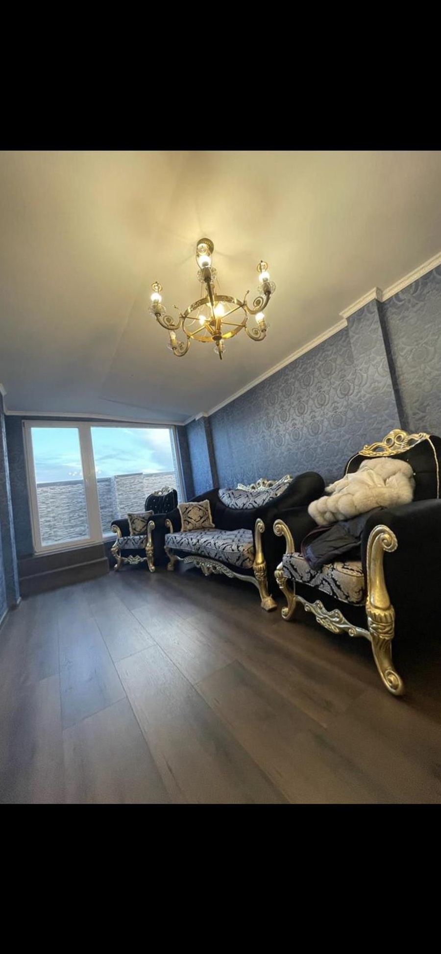 Apartament 3 camere lux de vanzare