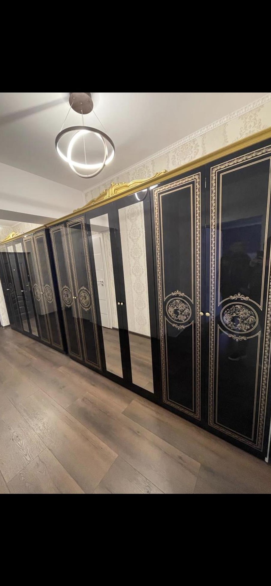 Apartament 3 camere lux de vanzare