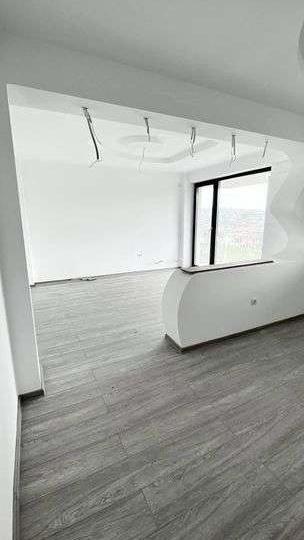Apartament 3 camere nou, finalizat