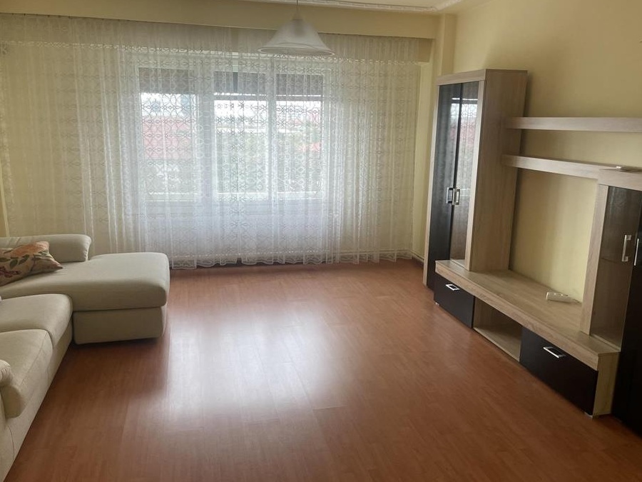 Apartament 3 camere pentru inchiriere, Calea Aradului