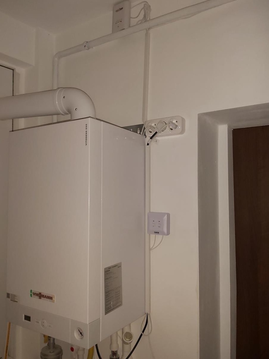 Apartament 3 camere Piata Centrala