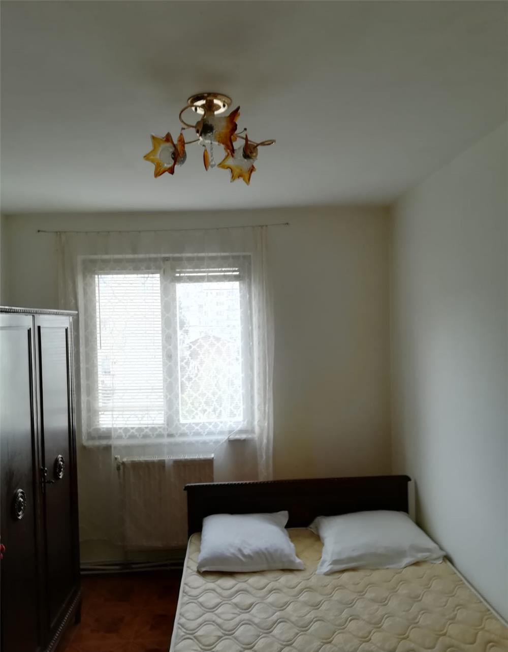 Apartament 3 camere, Plopeni, Prahova, Str Republicii Nr 24