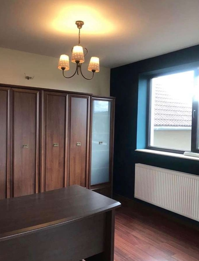 Apartament 3 camere si birou pe 2 nivele, 140mp, str. Tudor Arghez