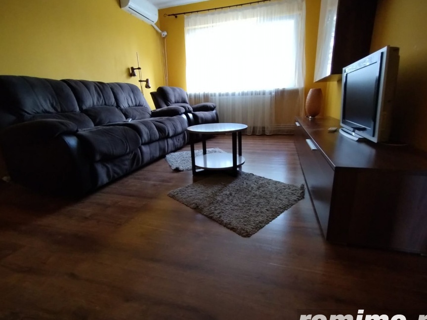 Apartament 3 Camere Spatios, Doua Balcoane, AC, Zona Podu Ros