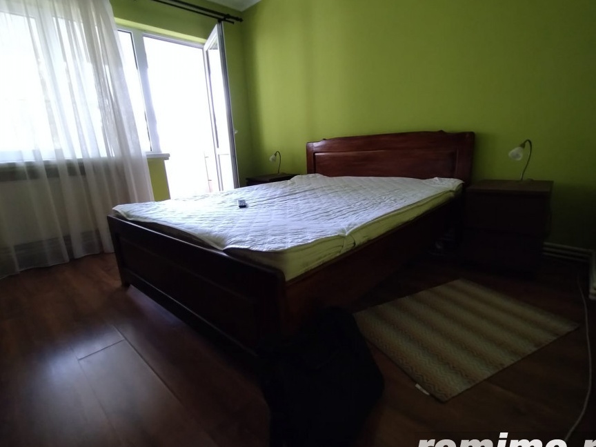 Apartament 3 Camere Spatios, Doua Balcoane, AC, Zona Podu Ros