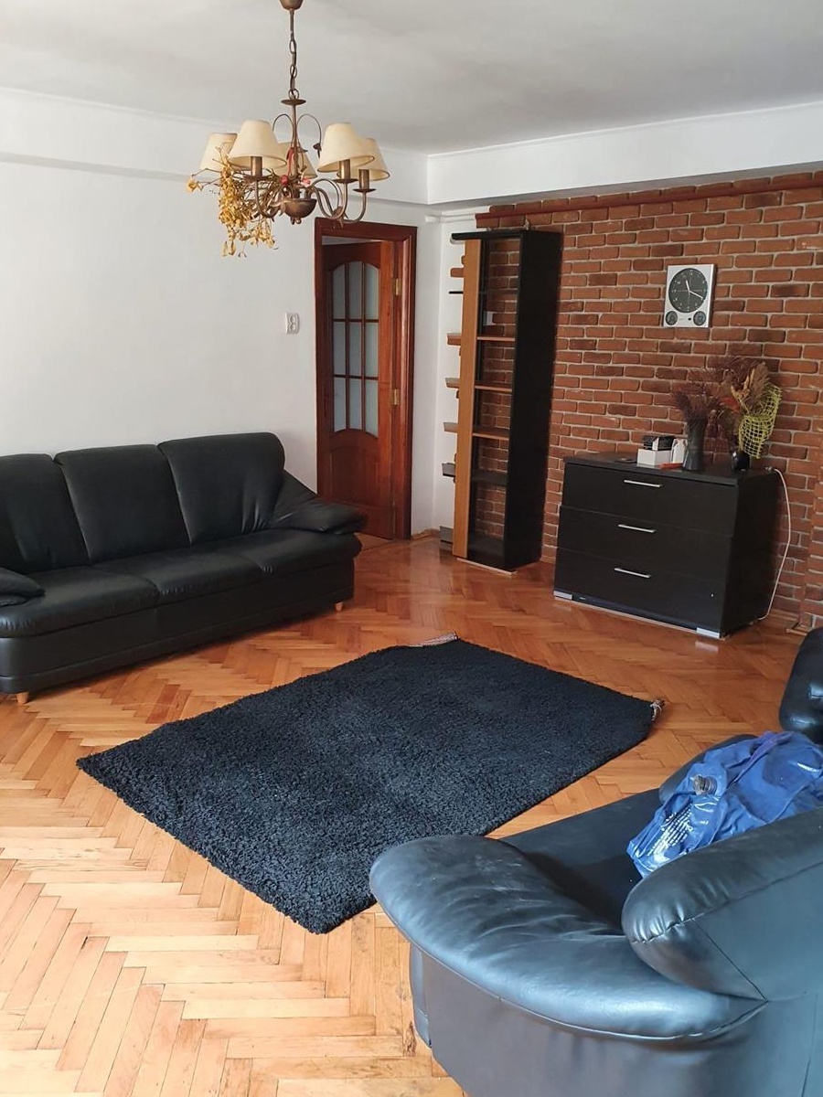 Apartament 3 camere spatios ultracentral Kogalniceanu facultatea de drept