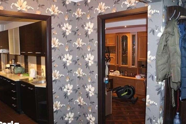 Apartament 3 camere, str.9 Mai, et 2