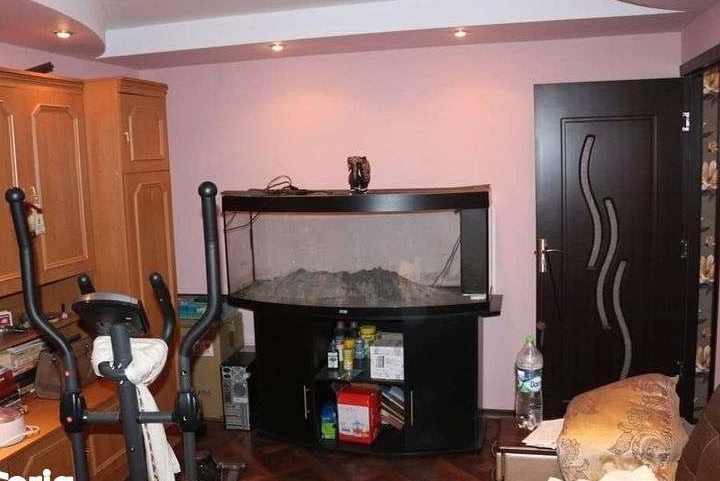 Apartament 3 camere, str.9 Mai, et 2