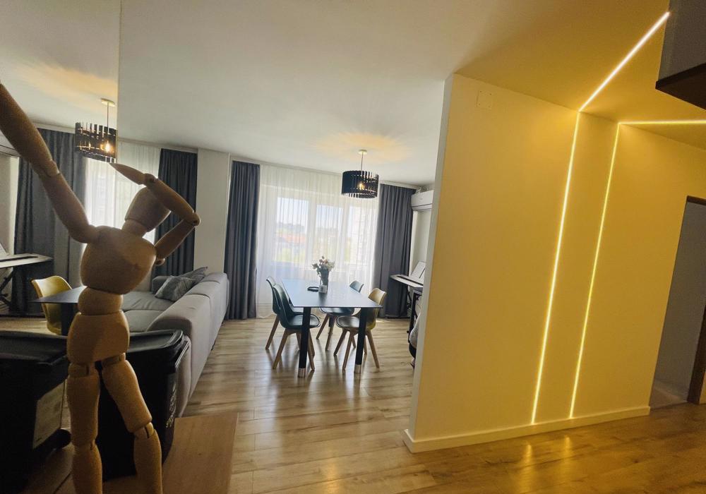 Apartament 3 camere, Superb- amenajat Lux!
