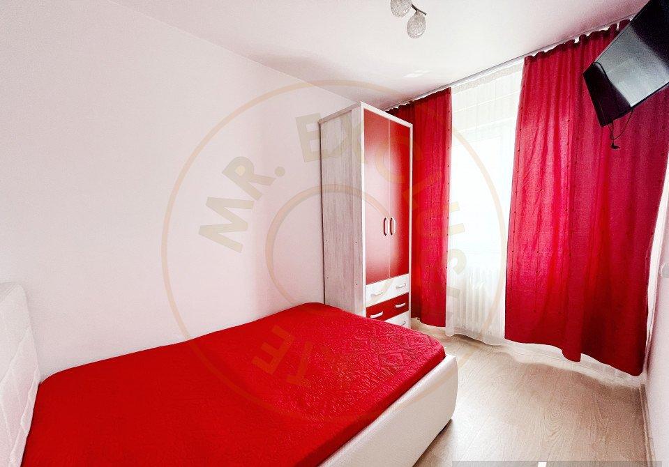 Apartament 3 camere Trivale + loc de parcare