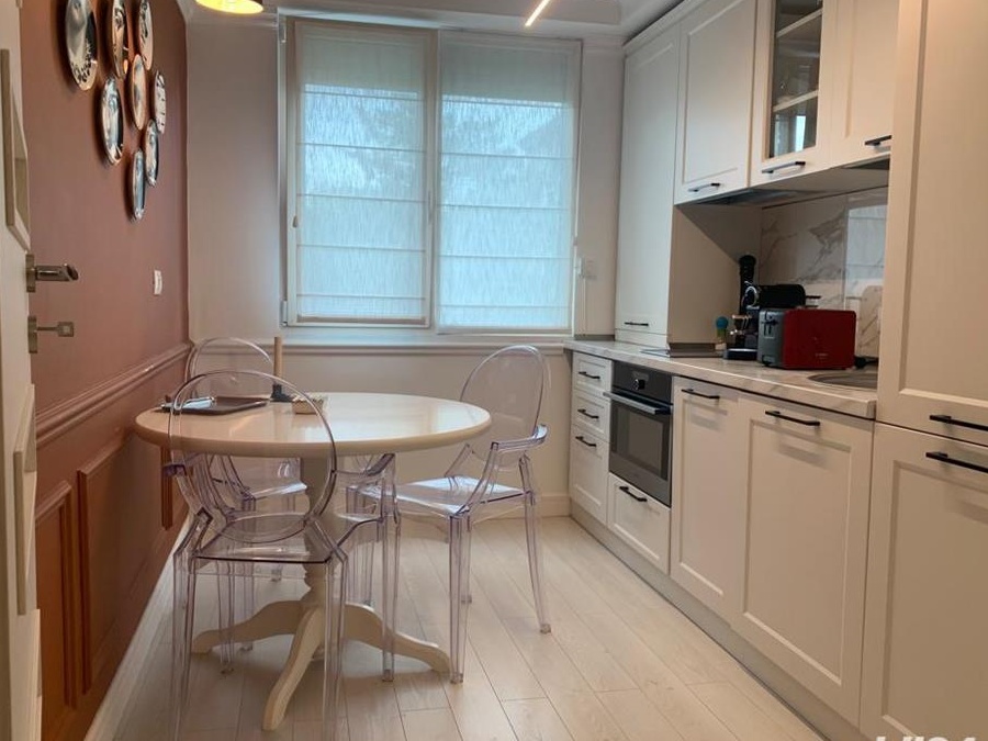 Apartament 3 Camere Ultracentral / Faleza
