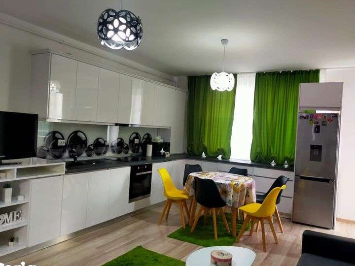 Apartament 3 camere Vivo