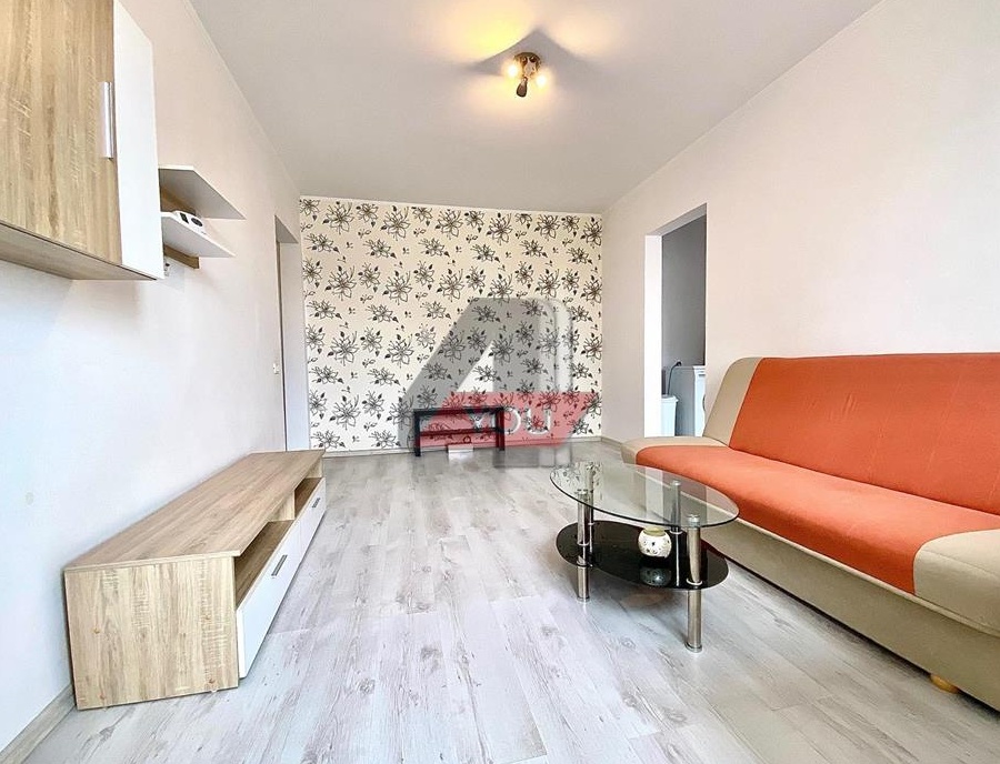 Apartament 3 camere Vlaicu Lebada mobilat si utilat+termoteca-58500 euro