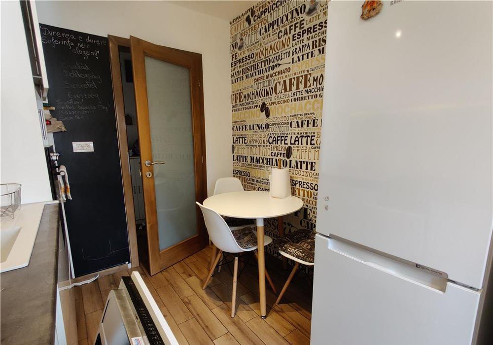 Apartament 3 camere zona Dacia