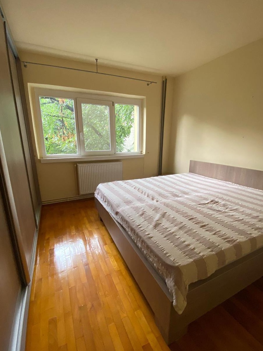 Apartament 3 camere zona Girocului