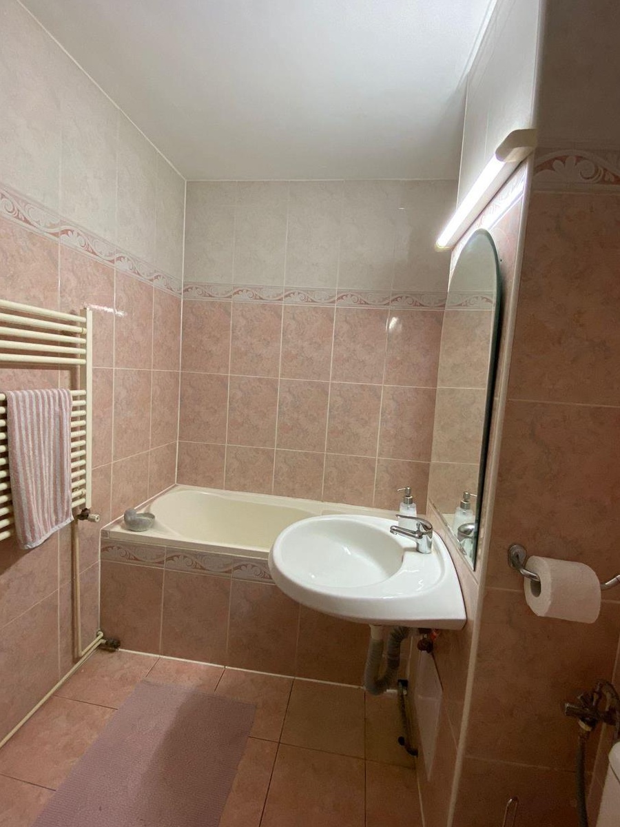Apartament 3 camere zona Girocului