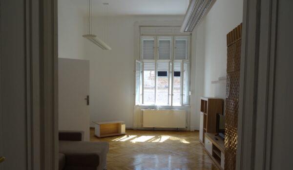 Apartament 3 camere, zona Piata Unirii