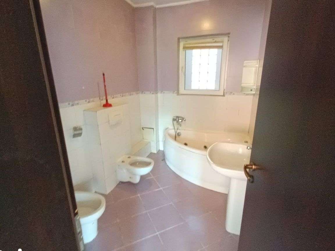 Apartament 3 camere zona Strand
