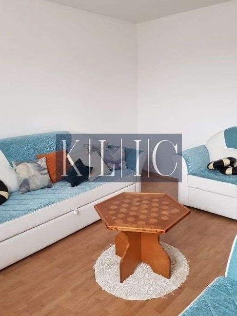 Apartament 4 cam pe doua nivele 138mpu decomandat in zona strand