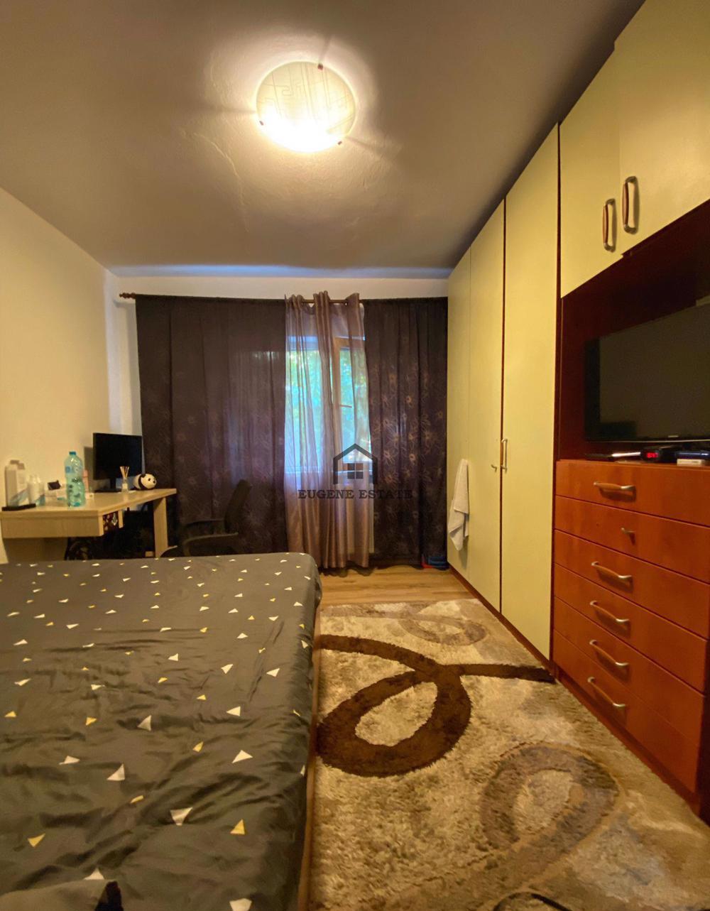 Apartament 4 camere | Centrala Proprie | 8 minute de METROU PĂCII