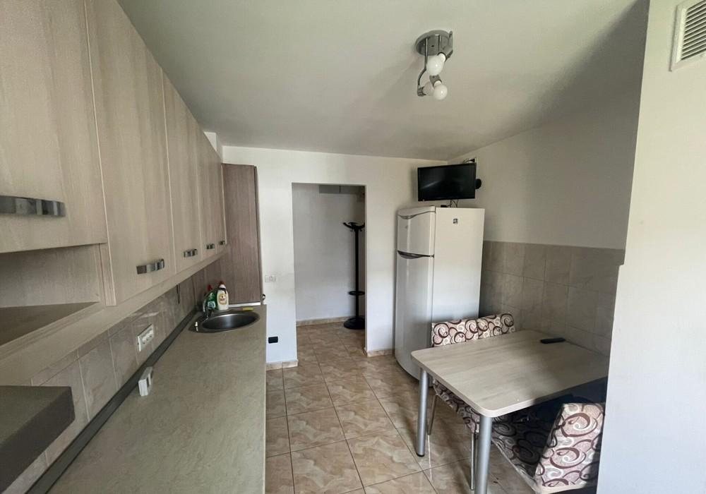 Apartament 4 camere decomandat Alexandru cel Bun Astra