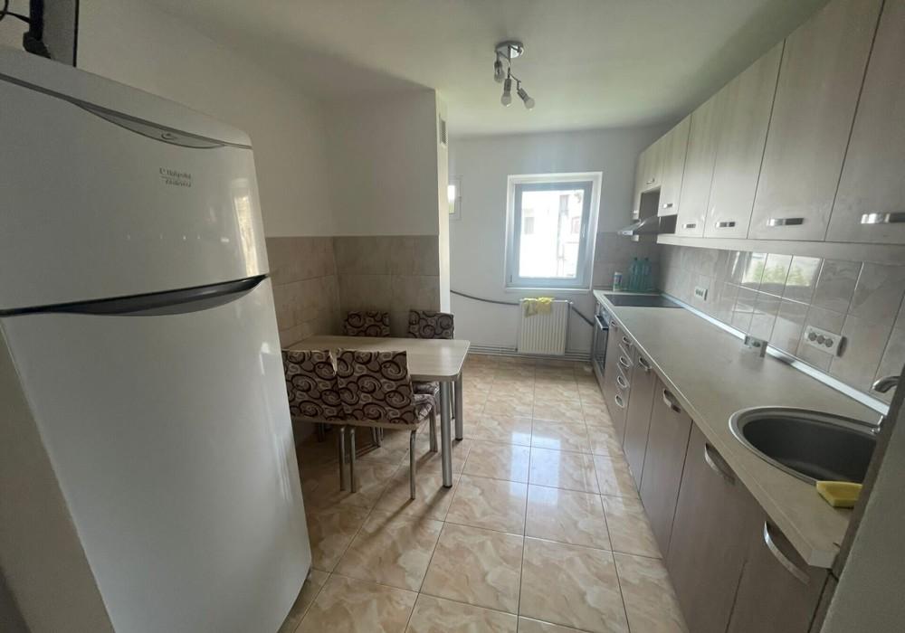 Apartament 4 camere decomandat Alexandru cel Bun Astra