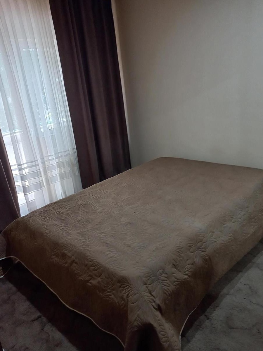 APARTAMENT 4 CAMERE PROPRIETAR