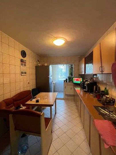 Apartament 4 camere, Sector 4, Sos. Oltenitei