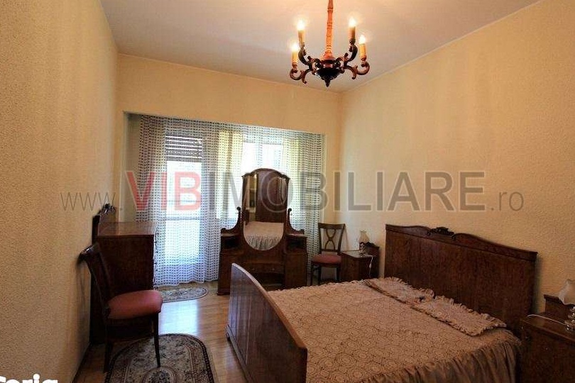 Apartament 4 camere-Strada Aurel Vlaicu cu Bulevardul Dacia-179 mp-Gar