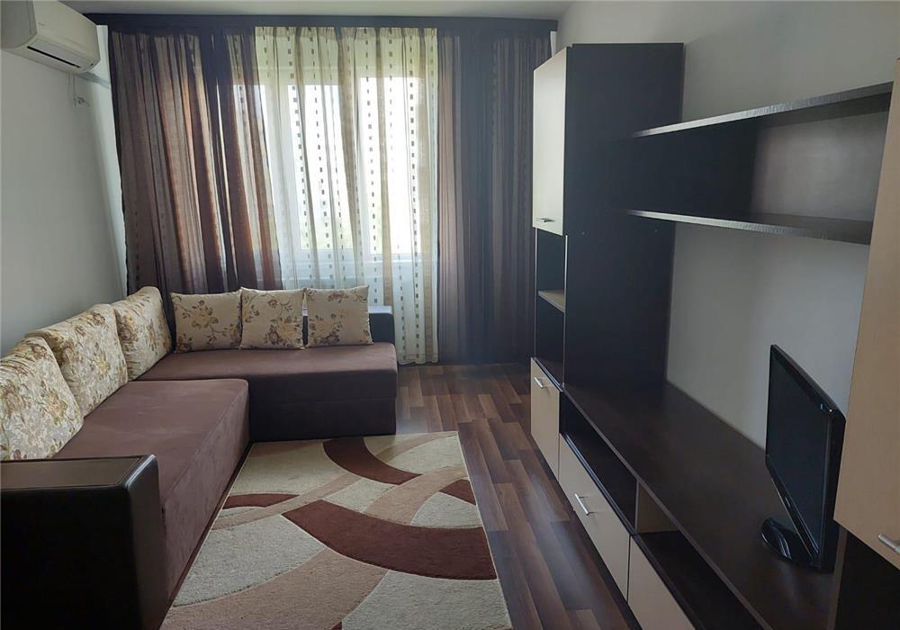 Apartament 4 camere strada Teiul Doameni