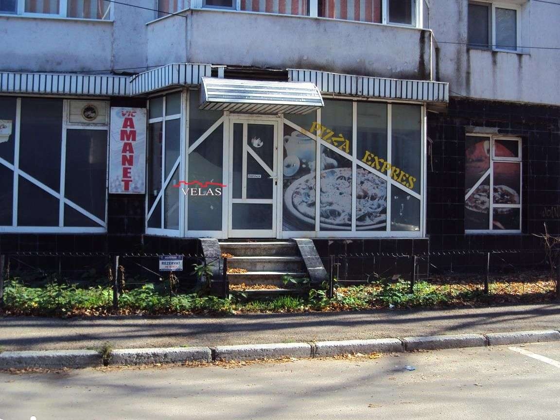 Apartament 4 camere,parter, trei intrari,97 mp, Focsani