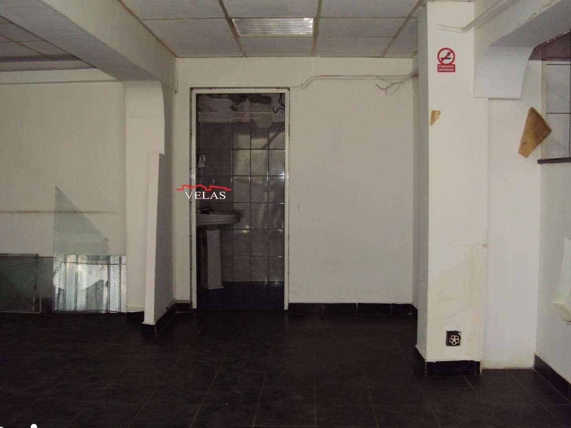 Apartament 4 camere,parter, trei intrari,97 mp, Focsani