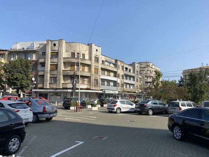 Apartament 6 camere ultracental