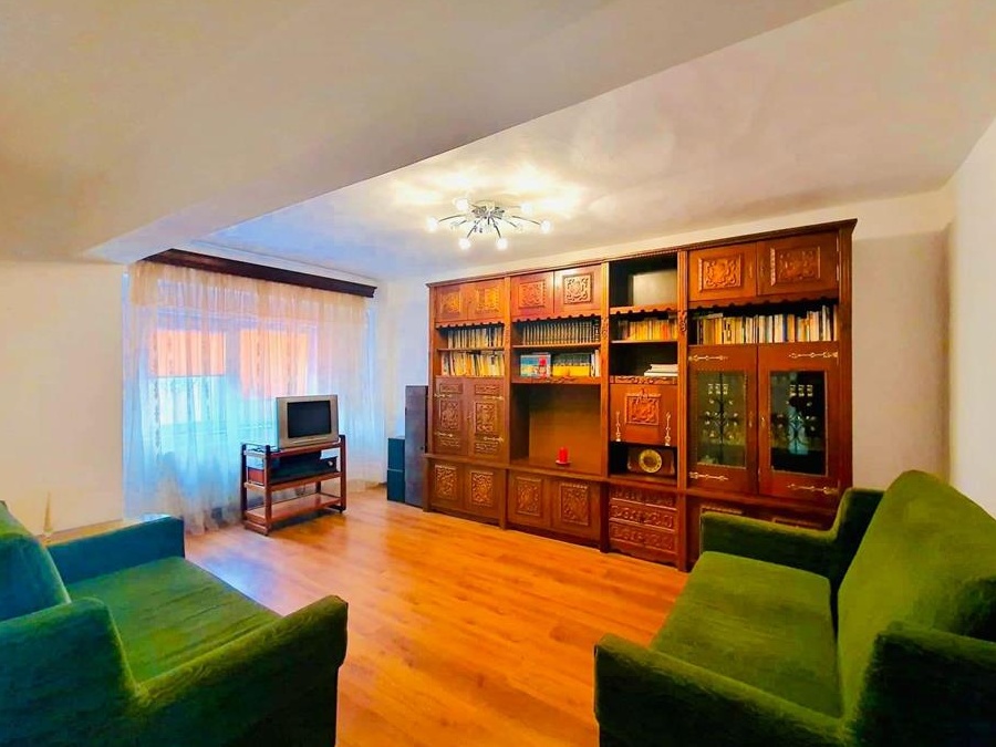 Apartament Central, Titu, Dambovita
