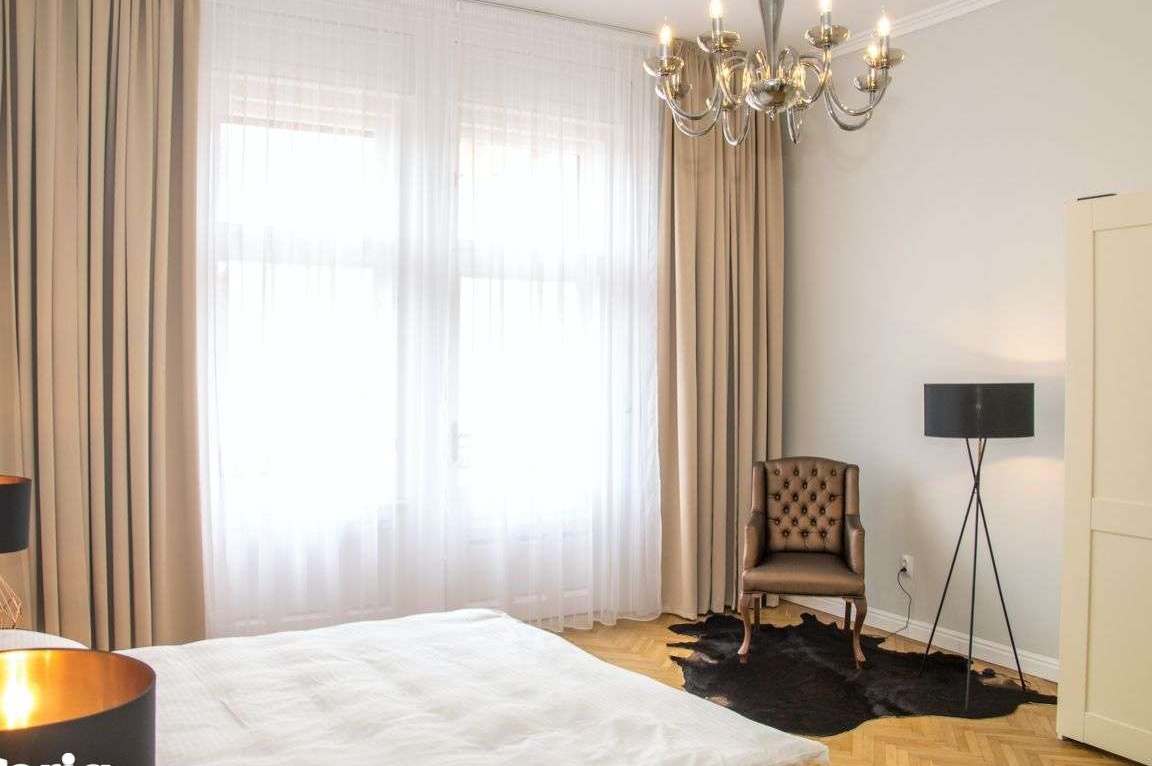 Apartament chic 2 camere ultracentral în clădire istorică