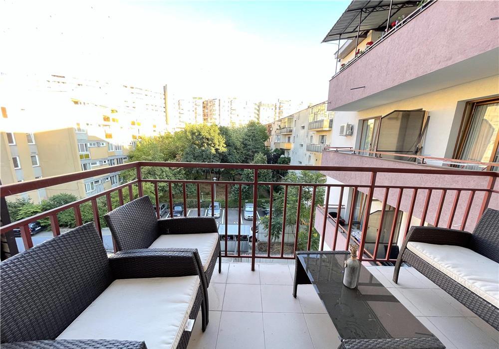 Apartament cosy, decomandat, parcare, terasa, Piata Marasti