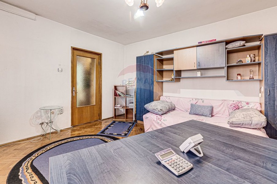 Apartament cu 2 camere de închiriat în zona Polivalenta