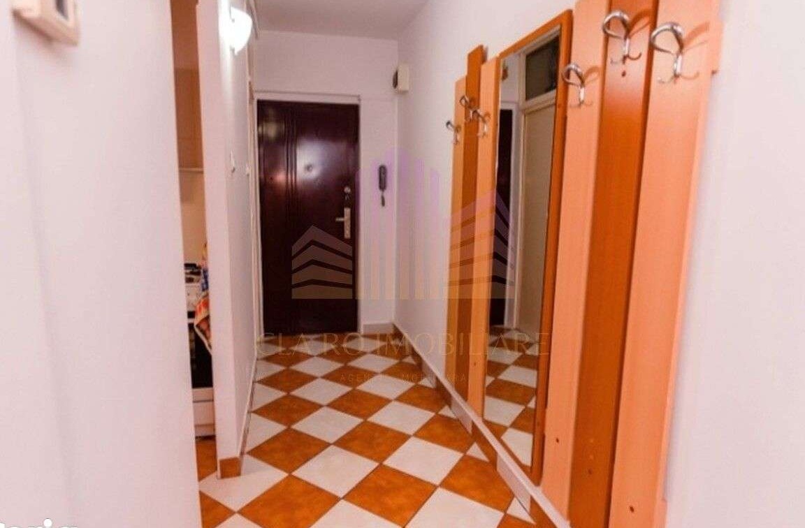 Apartament cu 2 camere de vânzare în Unirii