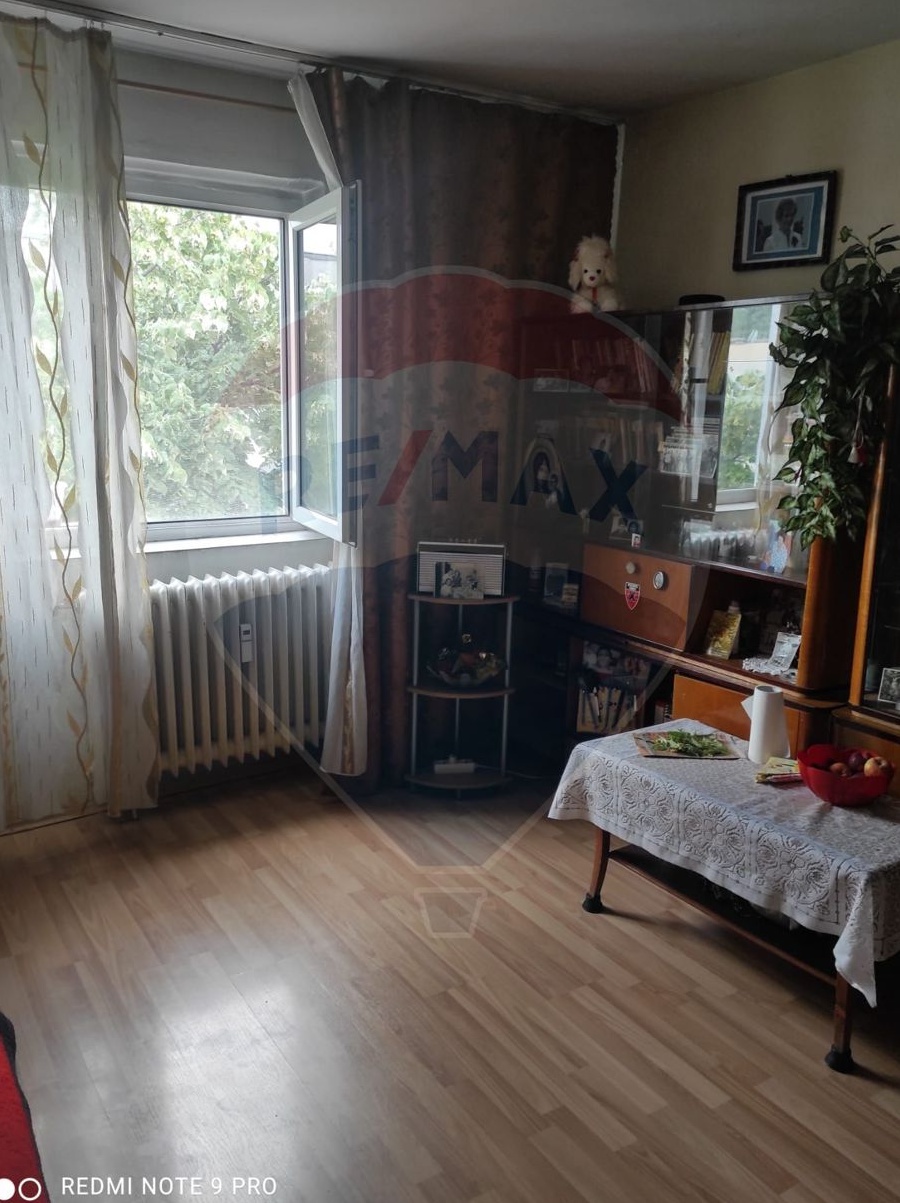 Apartament cu 2 camere de vânzare în zona Berceni
