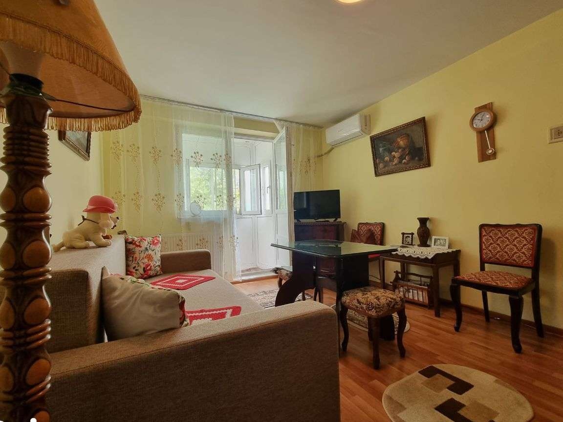 Apartament cu 2 camere de vanzare in zona Militari Lujerului