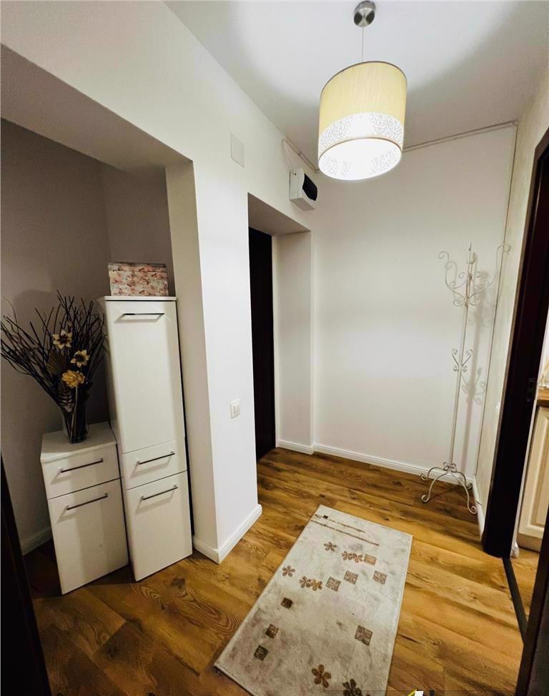 Apartament cu 2 camere de vanzare Titan