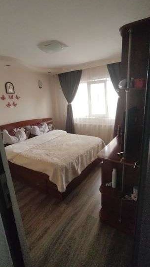 Apartament cu 2 camere, decomandat