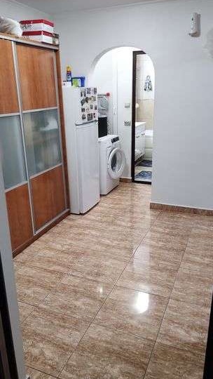 Apartament cu 2 camere, decomandat