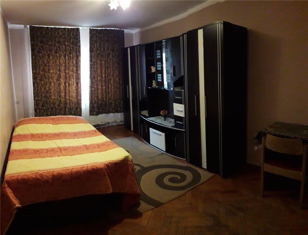 apartament cu 2 camere decomandate, de inchiriat