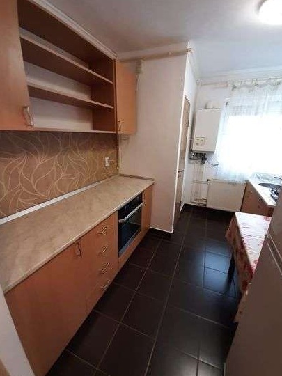 Apartament cu 2 camere etaj 3 zona Gării.