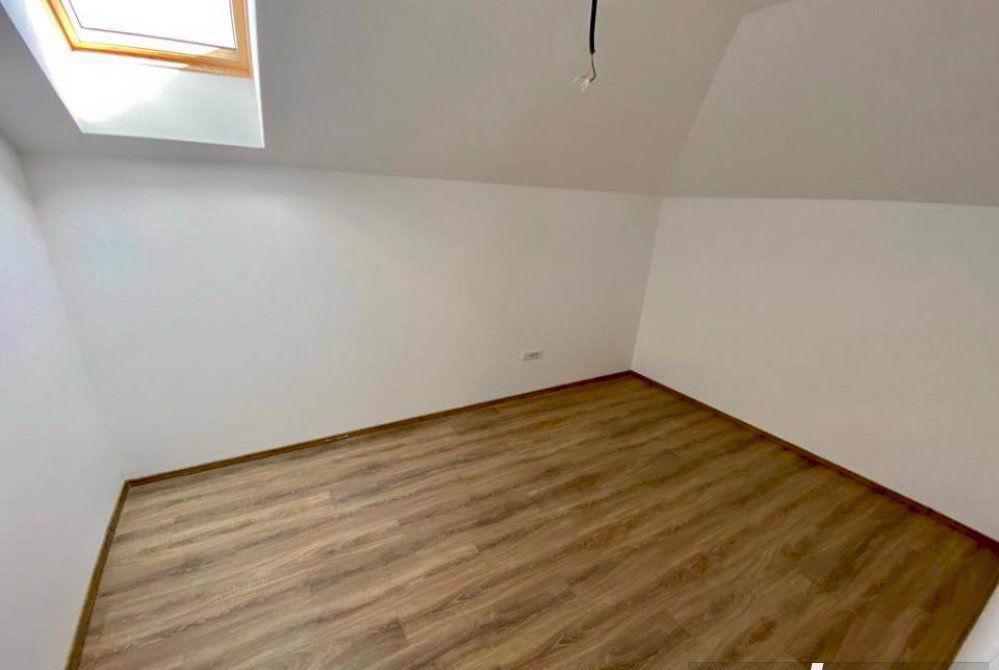 Apartament cu 2 camere in zona Lipovei
