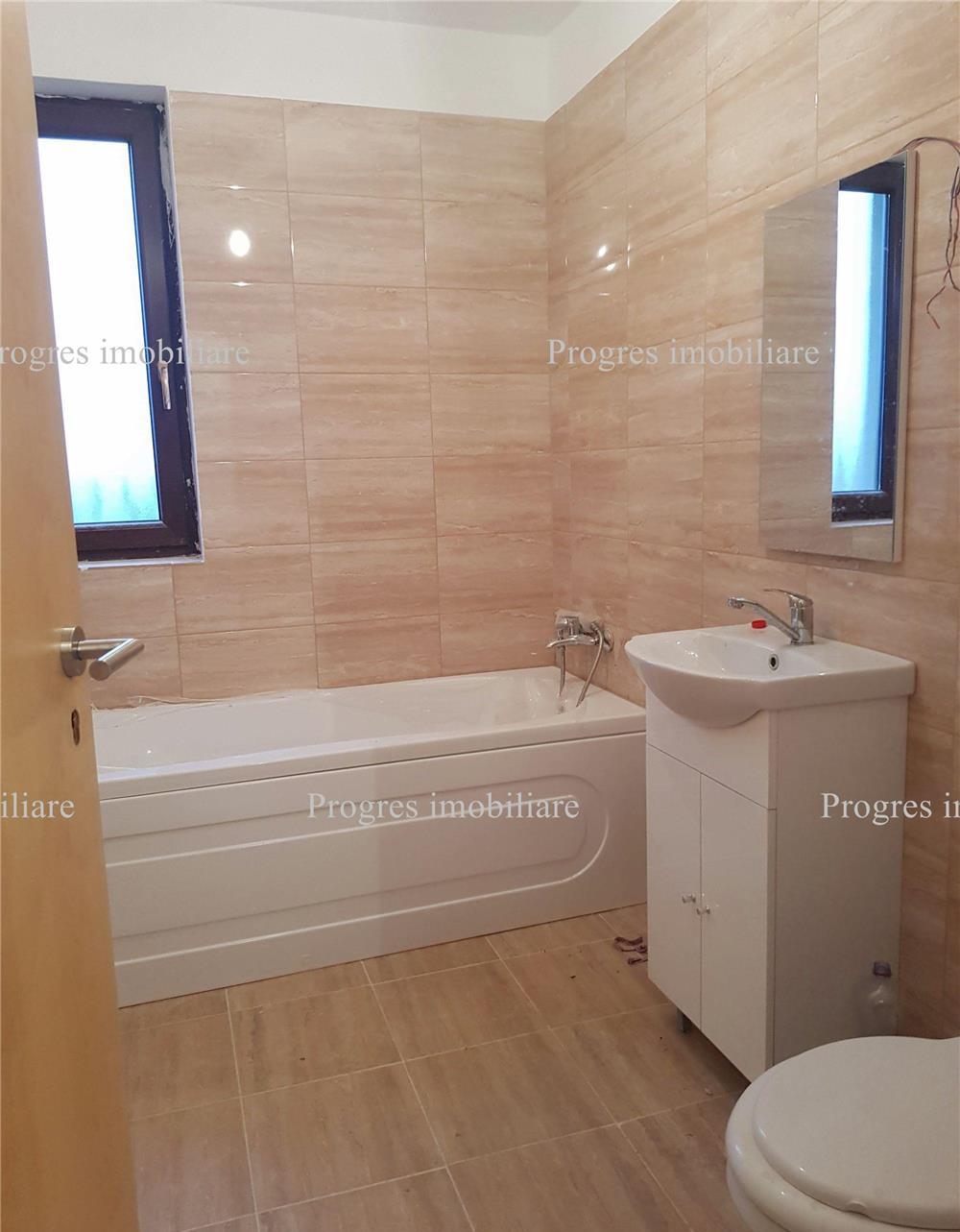 Apartament cu 2 camere- paracare-balcon